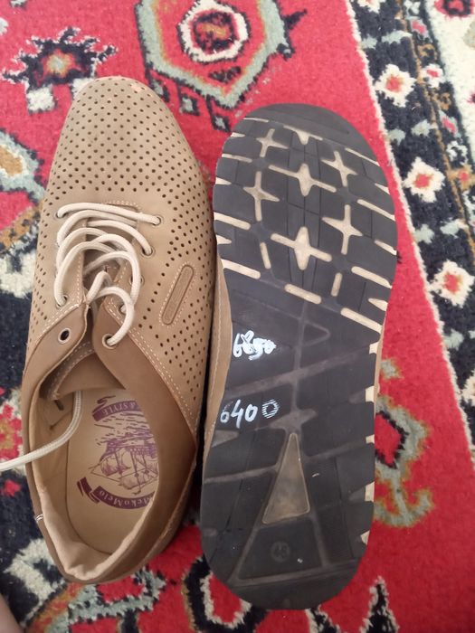 Продам мужскую обувь