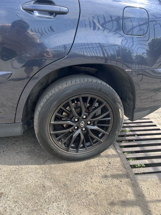 Диски черные R18 для Lexus Toyota