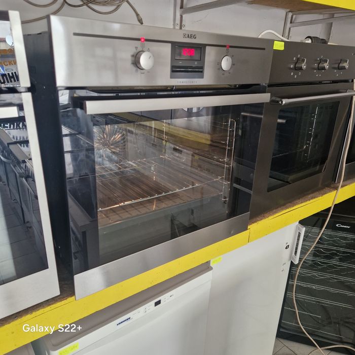 Фурна за вграждане AEG