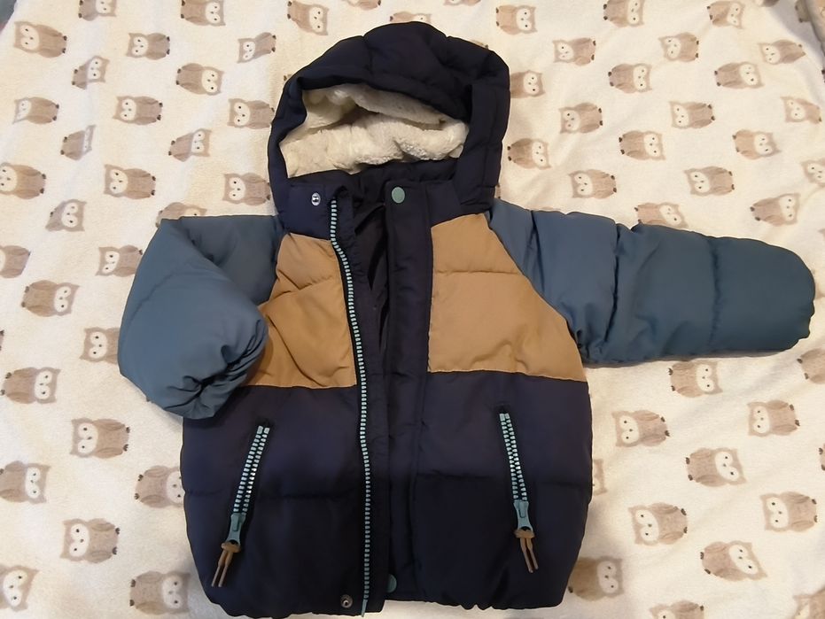 Geaca bebe mărimea 80 H&M