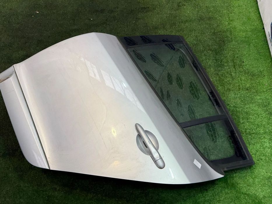 USA PORTIERA SPATE STÂNGA RENAULT MEGANE III B95 1.6 DIESEL 2014 / HATCHBACK 2008-2016