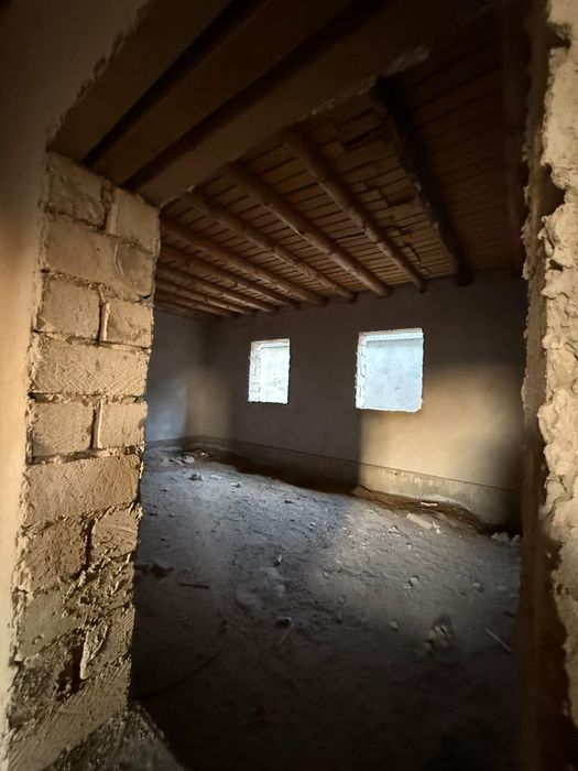 4 бөлмелі черновой үй сатылады