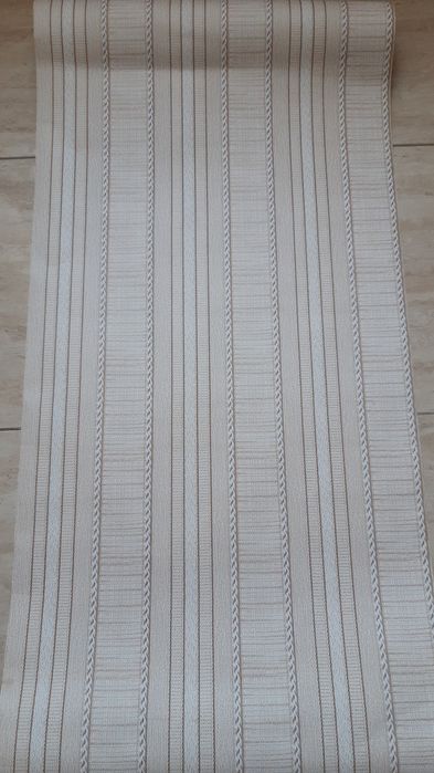 Продам обои,производство Россия