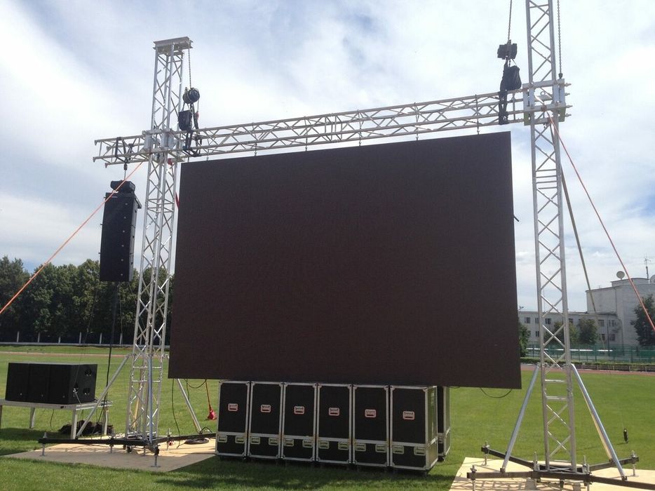 Led ekran arenda