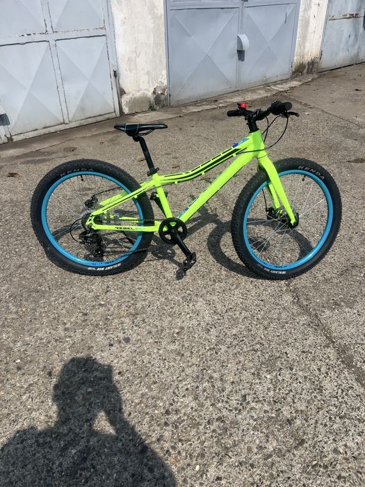 Bicicleta CROSS  REBEL