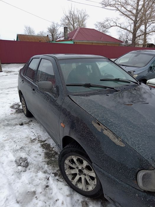 В разборе Фольксваген Поло 1998 год