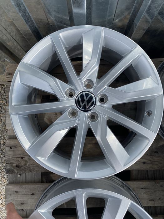 17 цола 5 х 112 мм Фолксваген VW Голф , Пасат , Тигуан , Джета