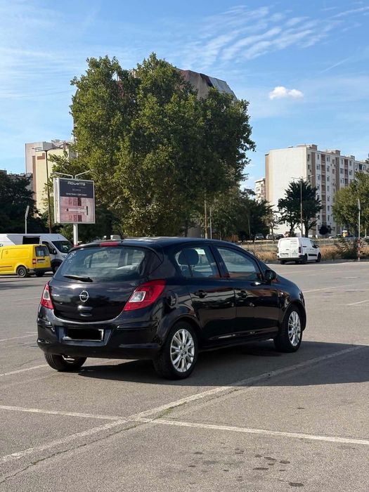 Opel Corsa black