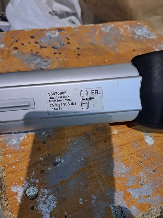 Vând bare transversale sau schimb