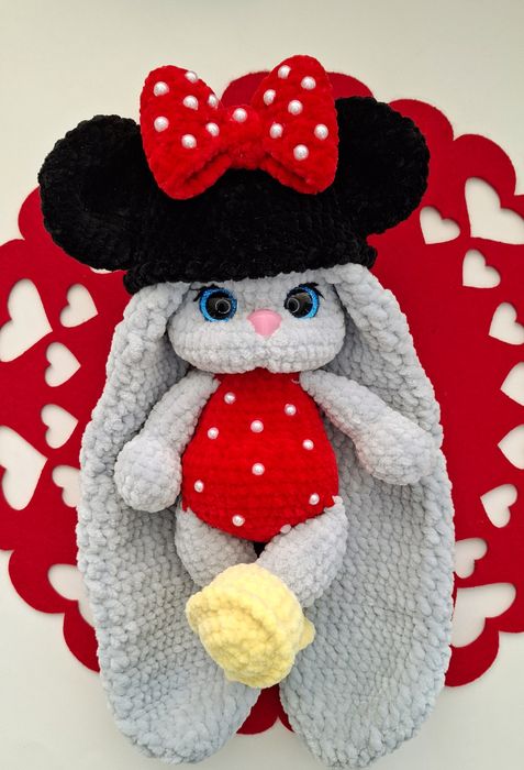 Плетени играчки на една кука