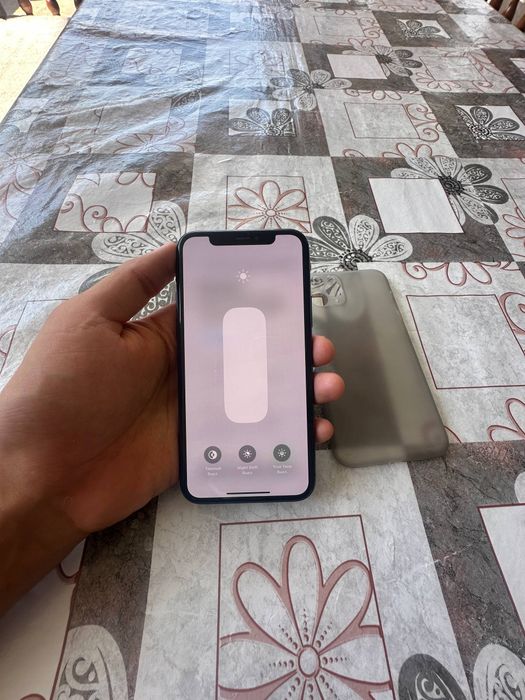 Iphone 11 pro (256 gb)