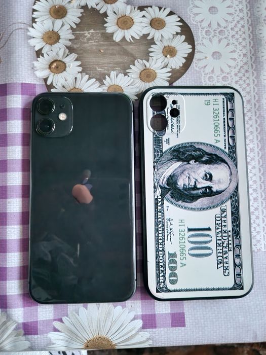 Vand iphone 11 in stare buna