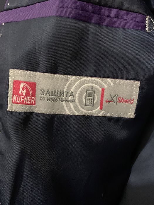 Продам школьный костюм 128 рост