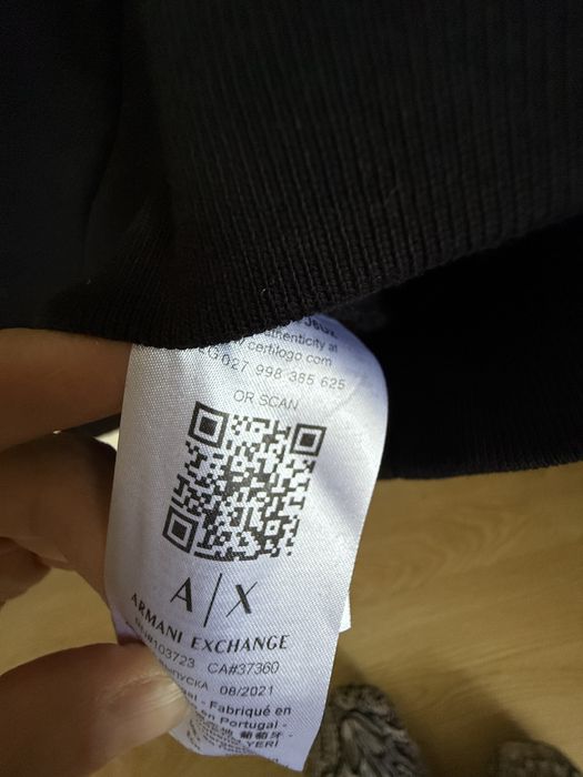 Свитшот от бренда Armani