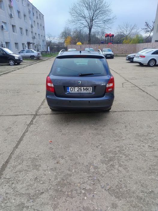 Vând Skoda Fabia 2