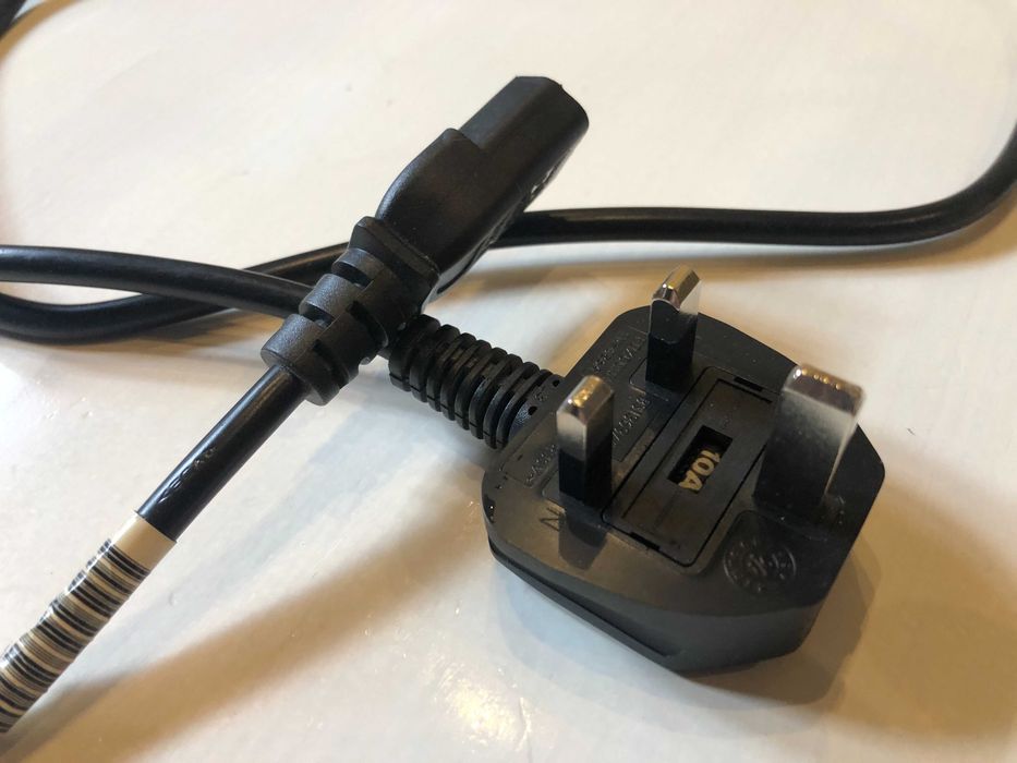 iMac OS Sierra 8GB 21,5” настолен компютър