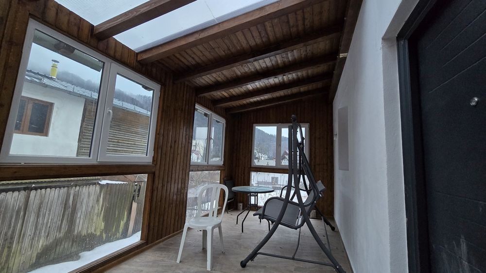 Casa cu etaj si demisol