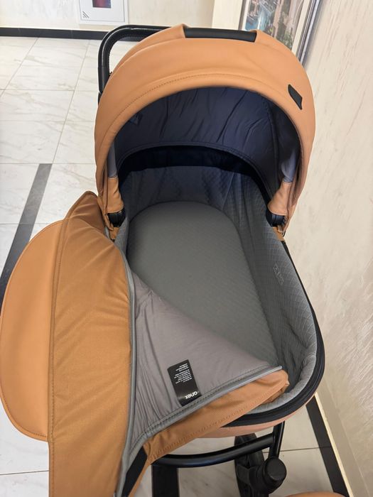 Продам коляску 2 в 1 б/у ANEX e-type в идеальном состоянии