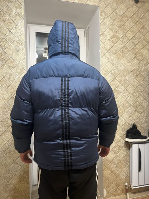 Продам куртку Adidas