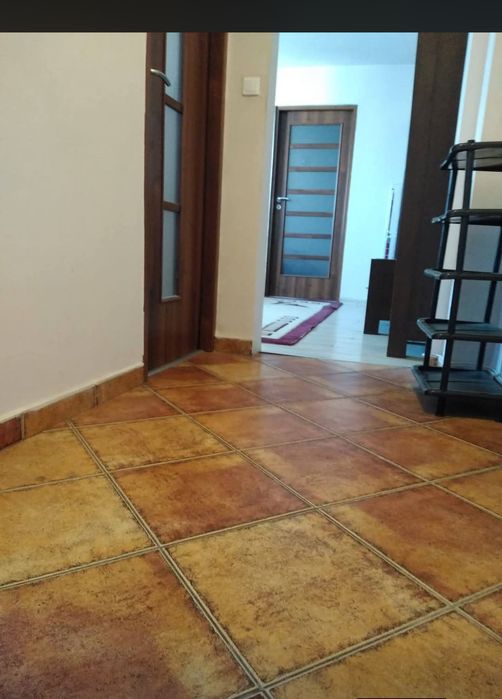 Apartament de închiriat