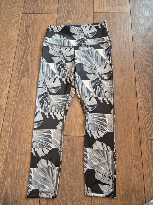 Nike клинове и бюстие