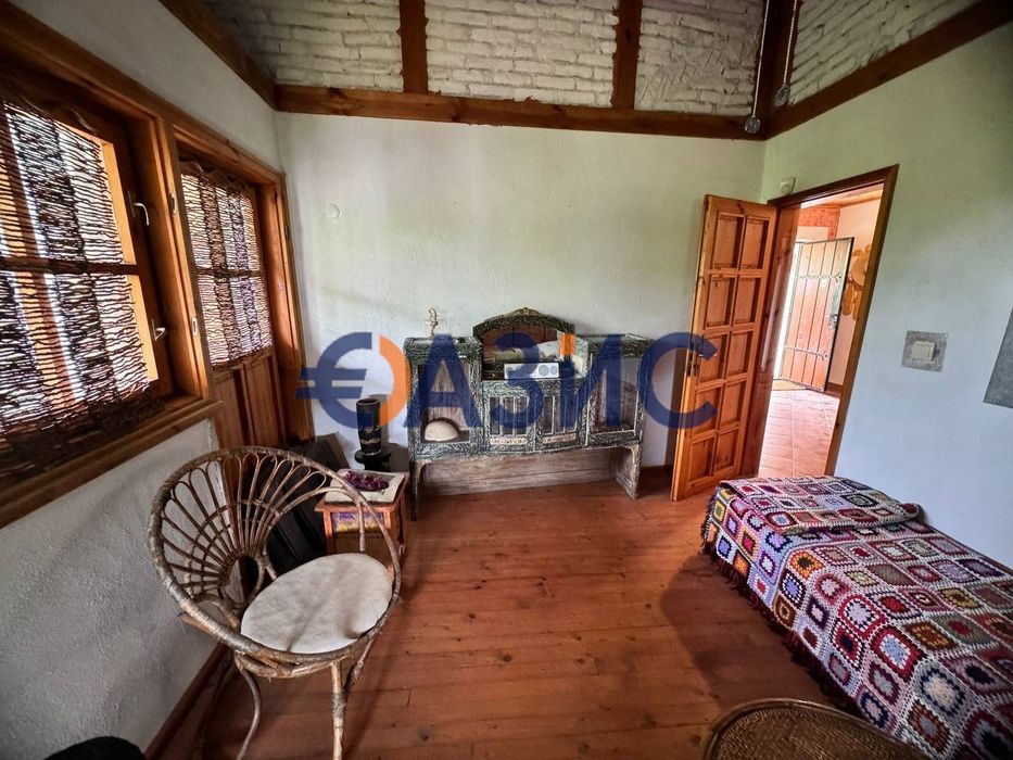 Продава се Къща в Обзор - 212 кв.м за 578 €/кв.м - Снимка #11