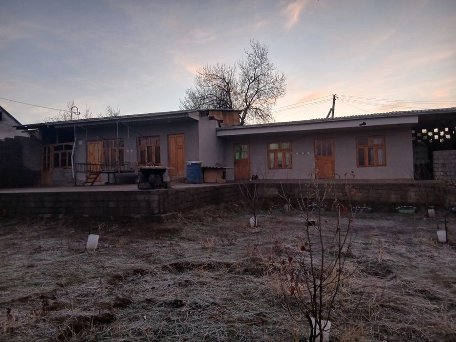 Дача сотилади 4хона 6сотих бохово жой