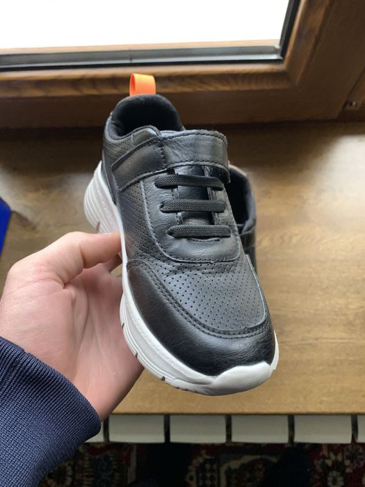 Bolalar oyoq kiymi 27-30  razmer