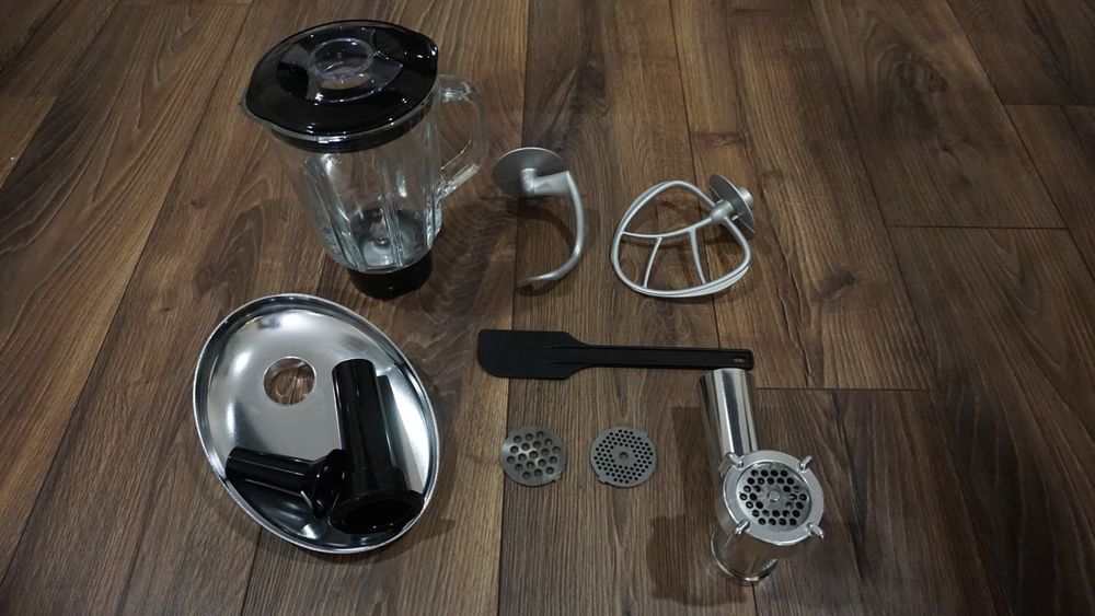 Robot bucatarie Tesla KR600RA - garantie