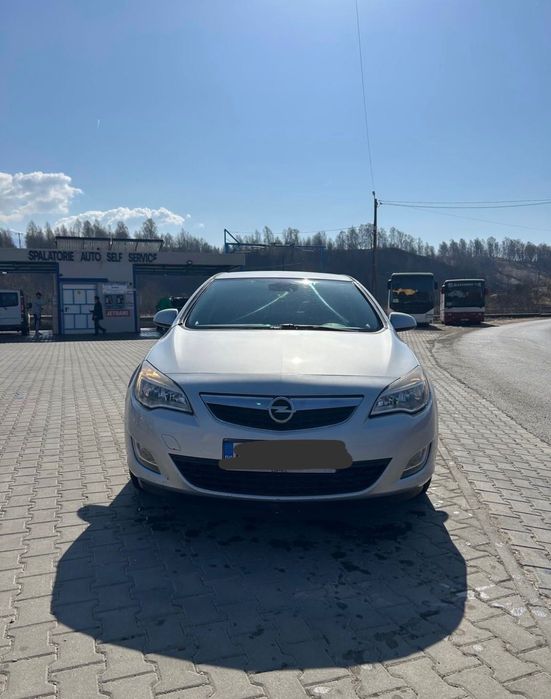 Vând Opel Astra hatchback
