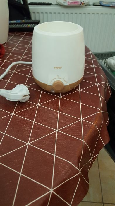 Incalzitor biberoane Simply Hot REER 3310
