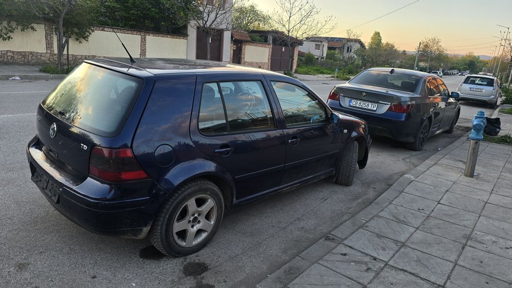 Golf 4 1.9 TDI 116 коня на части шестстепенна ръчна кутия