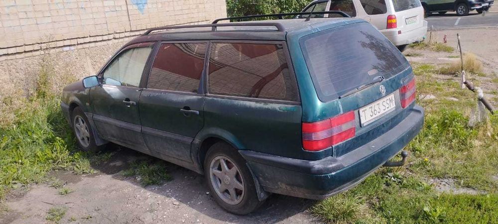 Фольксваген пассат В4, V1,8л