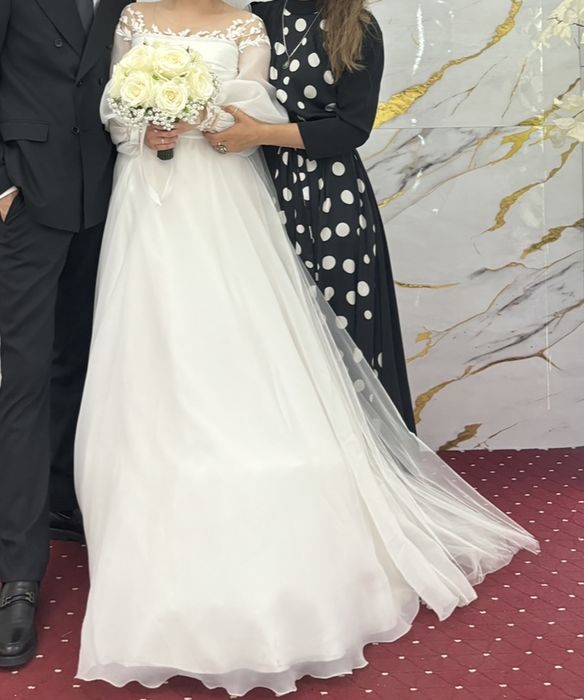 Свадебное платье