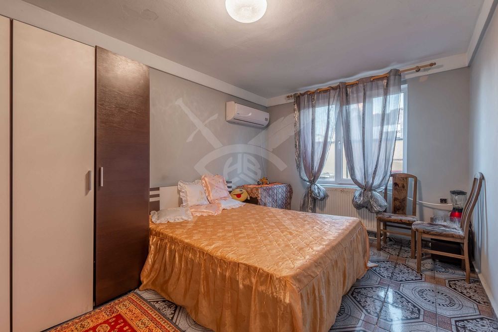 Къща № 46842, Нови Искър