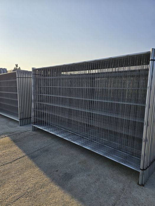 Мобилна ограда за строителни обекти