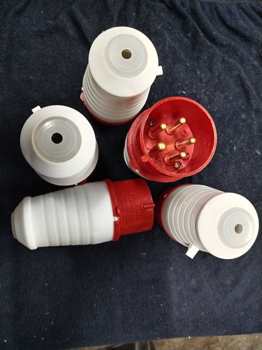 Щепсел и контакт подвижен индустриален