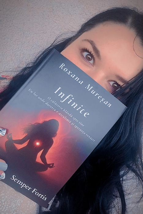 Carte Infinite-Muresan Roxana