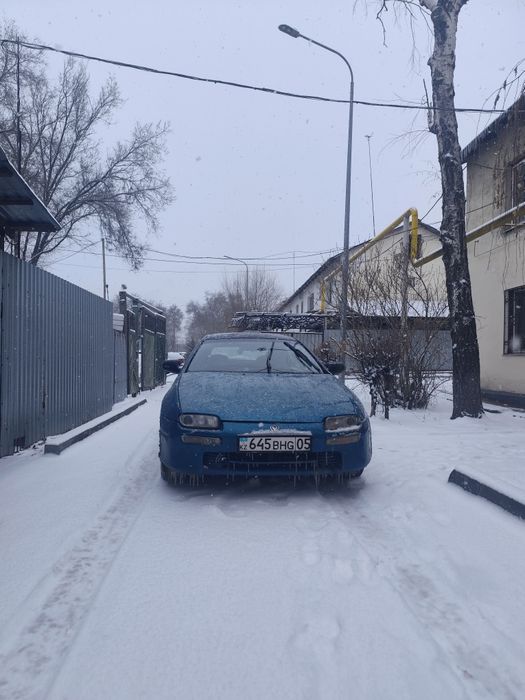 Мазда 323 F BA в хорошем состояние