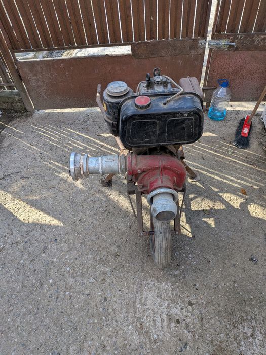 Motopompă Lombardini