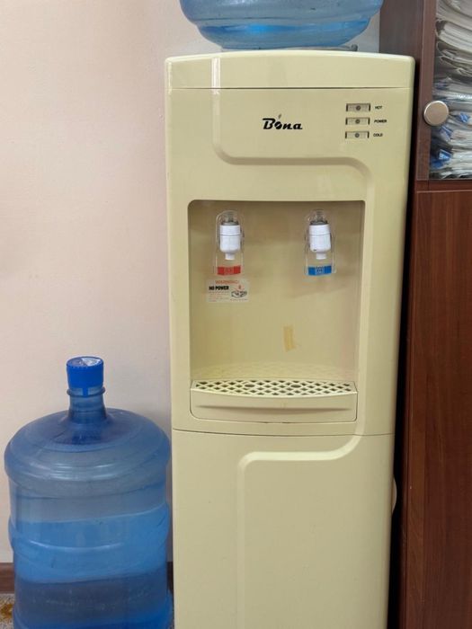 Кулер для воды/Диспенсер