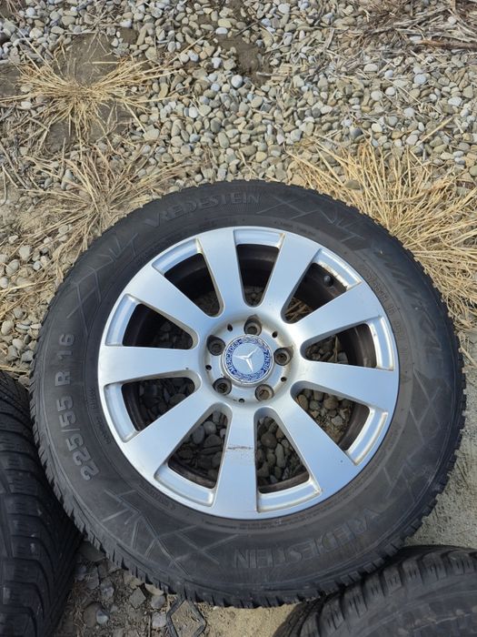 Roti iarna Mercedes Benz E class w212 225/55 R16 Vredstein m+s