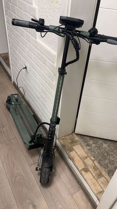 Тротинетка vsett 8