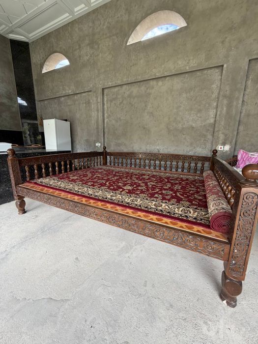 Tapchan karovat bor. yengidek