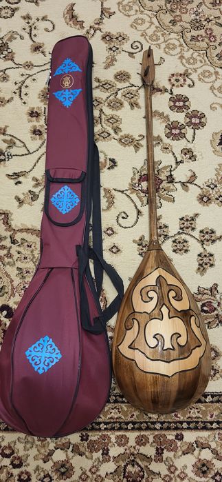 Домбыра сатылады