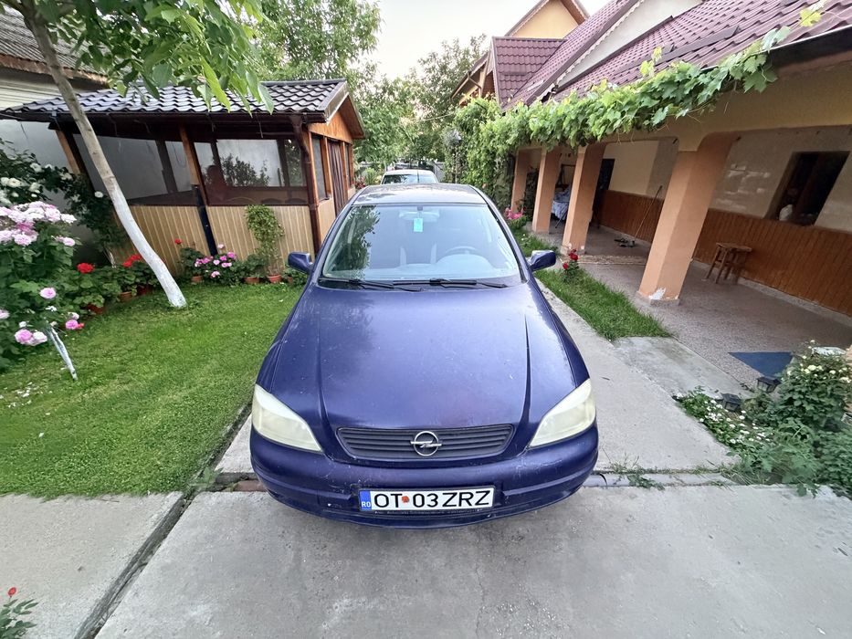 Se vinde opela astra g
