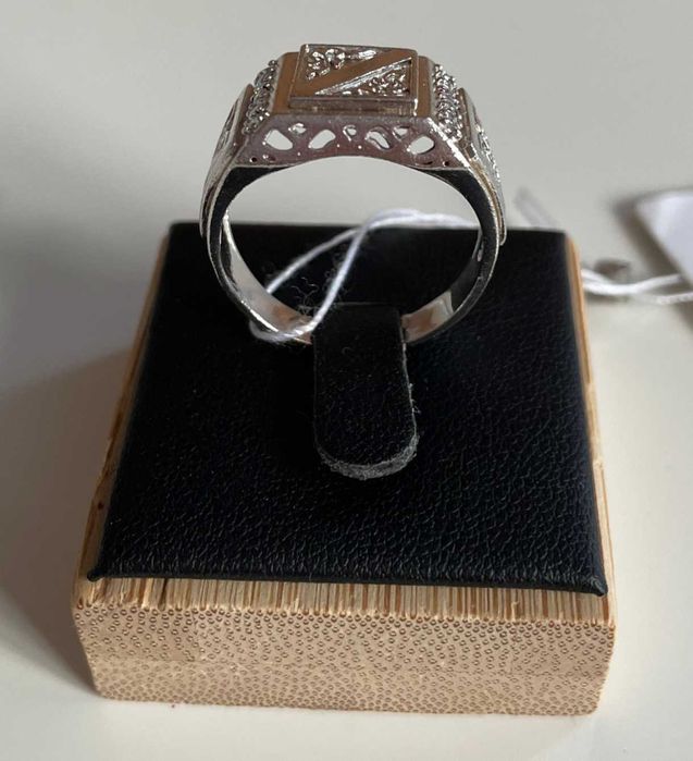 Мъжки сребърен пръстен с фианити – проба 925 – 6,10 гр – НОВ
