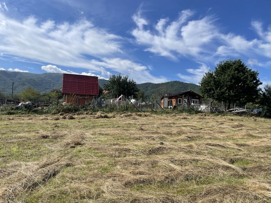 Teren-Cisnadie -992 m2(Chateau Therry)