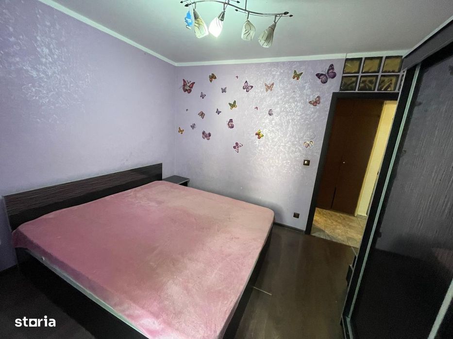 Apartament 3 camere, etaj 1/4,2 bai,69 mp, centrala,bloc 1981-Militari