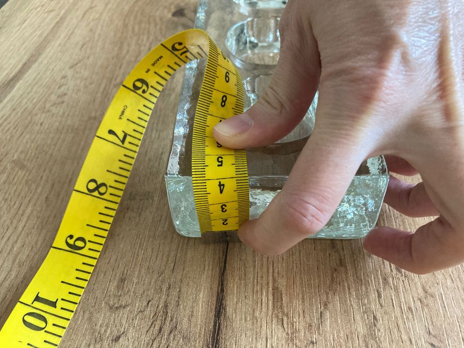 Масивен стъклен свещник